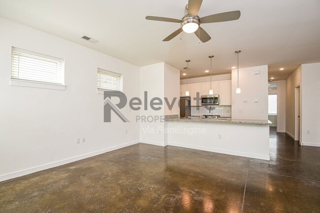 Photo - 1203 Bainbridge St Apartment