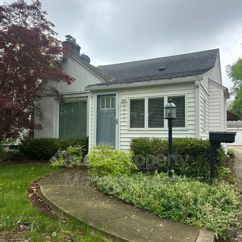 Primary Photo - 1771 Warwick Rd SE