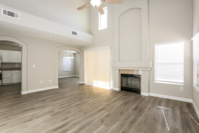 Building Photo - 1411 Dillon Ridge