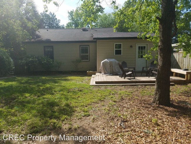 Building Photo - 3 br, 2 bath House - 2060 Maybank Hwy