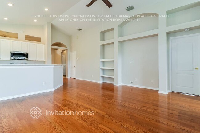 Foto del edificio - 22851 Hawk Hill Loop