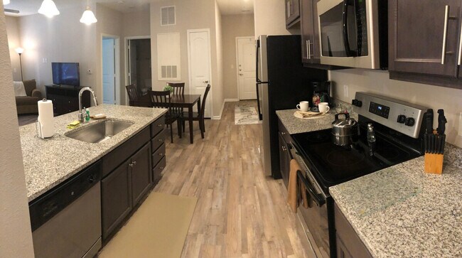 Foto del edificio - 8550 Nb Interstate 77 St