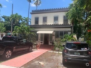 Building Photo - 371 NW 3rd St
