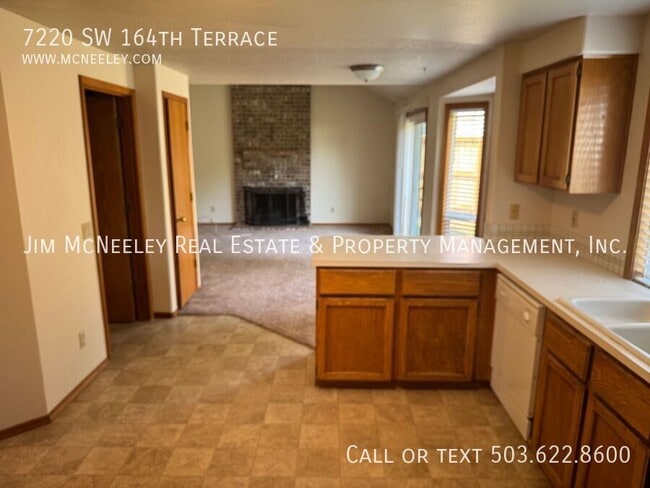 Building Photo - 7220 SW 164th Terrace