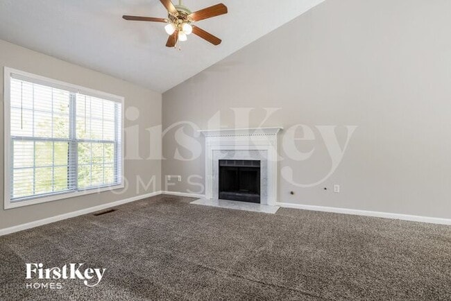 Foto del edificio - 5370 Princeton Oaks Dr