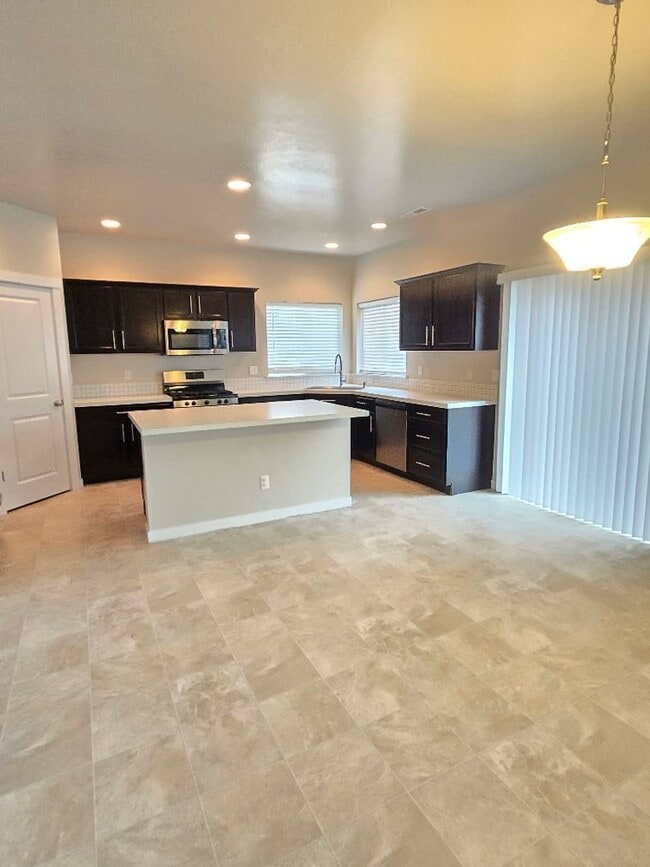 Building Photo - Beautiful Meridian Home