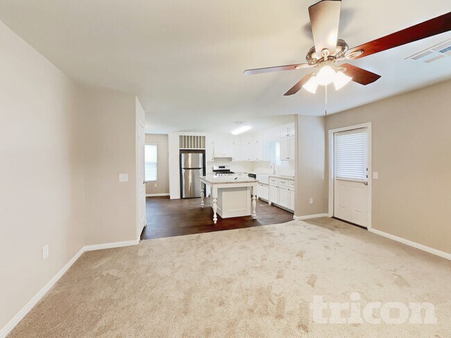 Building Photo - 10115 Dawson Hill Lane