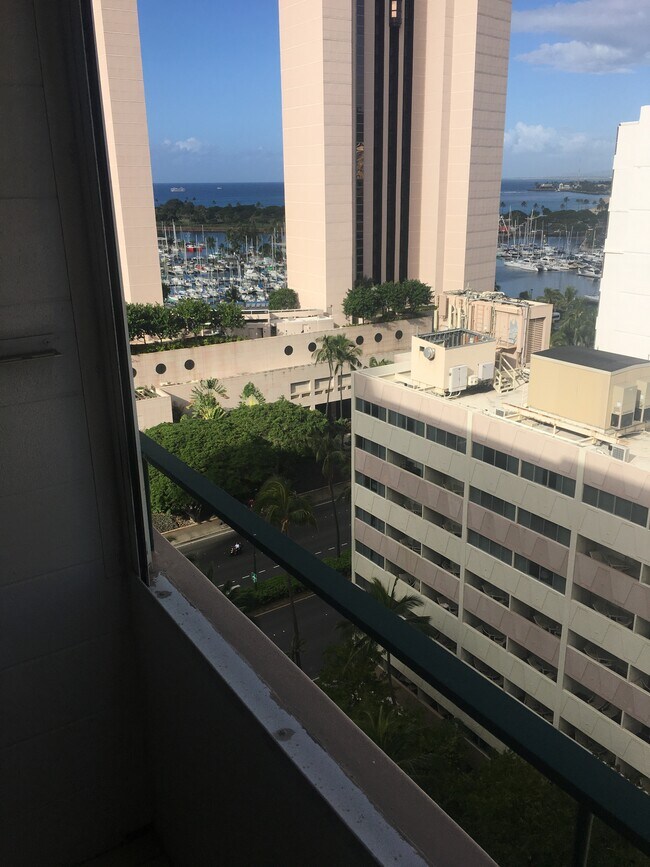 Foto del edificio - 1720 Ala Moana Blvd