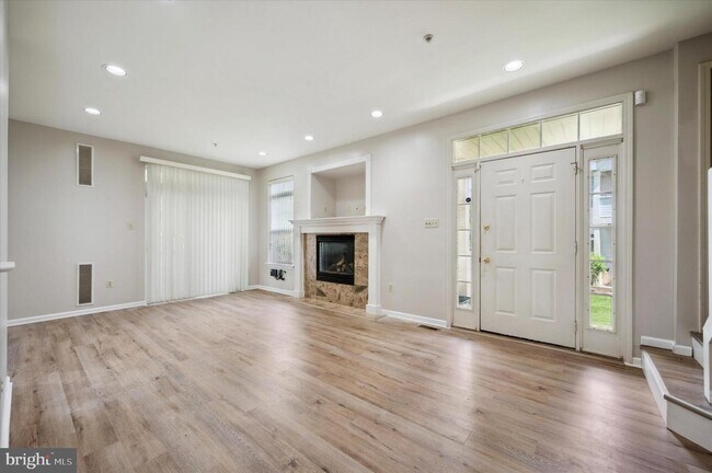 Foto del edificio - 701 Dresher Woods Dr