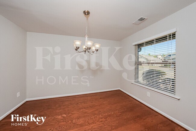 Foto del edificio - 100 Village Springs Cove