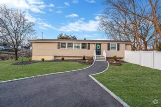 Building Photo - 37 Buckskin Ln