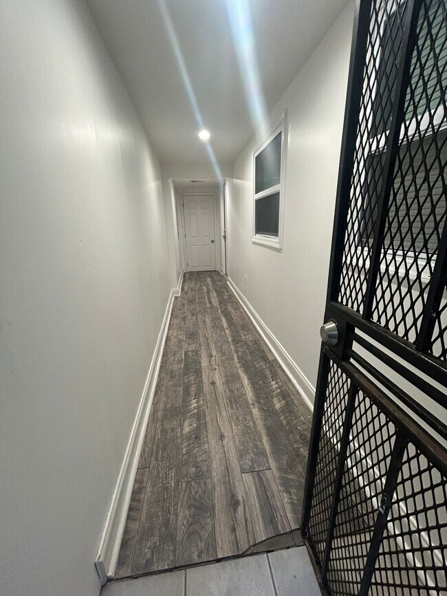 Building Photo - 1847 Druid Hill Ave