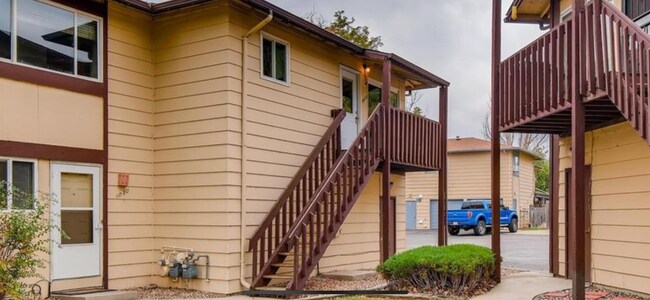 Building Photo - 1072 Coronado Pky S