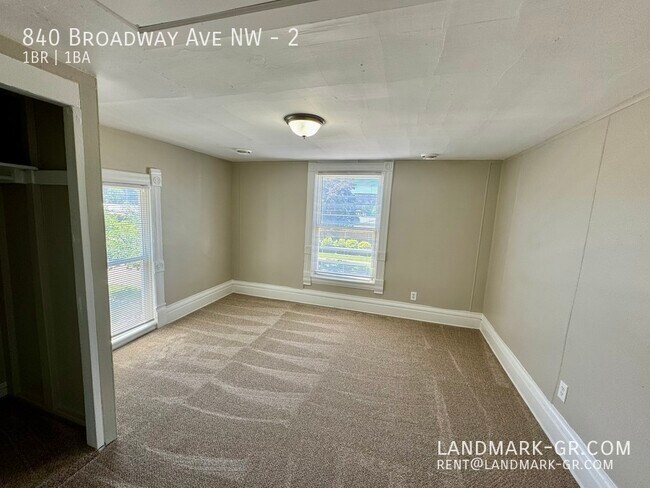 Foto del edificio - 840 Broadway Ave NW