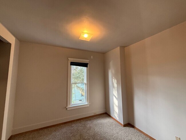 Foto del edificio - M1614 #1-3