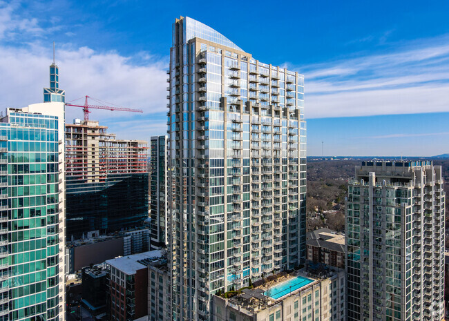 Building Photo - Viewpoint On The Midtown Mile