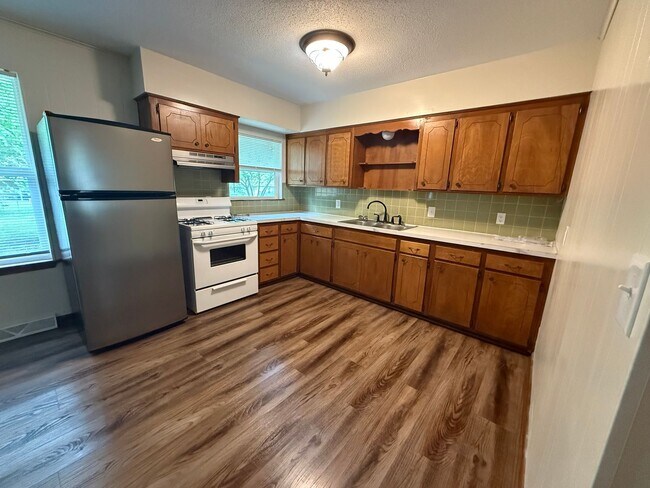 Foto del edificio - 2 Bedroom, 1 Bath Remodeled House