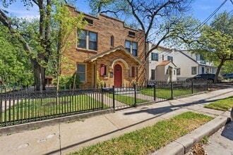 Building Photo - 804 Rutherford Pl