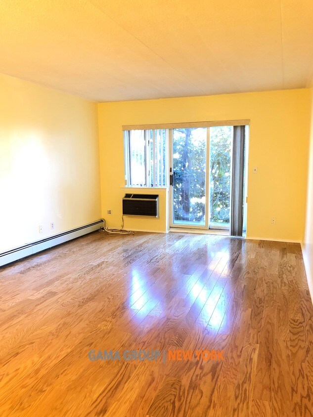 Foto principal - 330 89th St