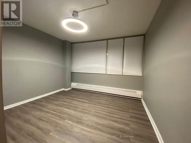 Building Photo - 725 Don Mills Rd.