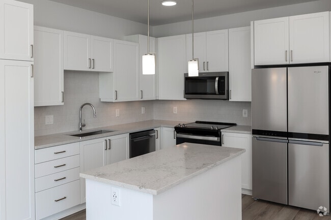 Interior Photo - 1400HiLine