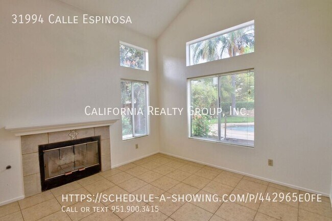 Foto del edificio - 31994 Calle Espinosa