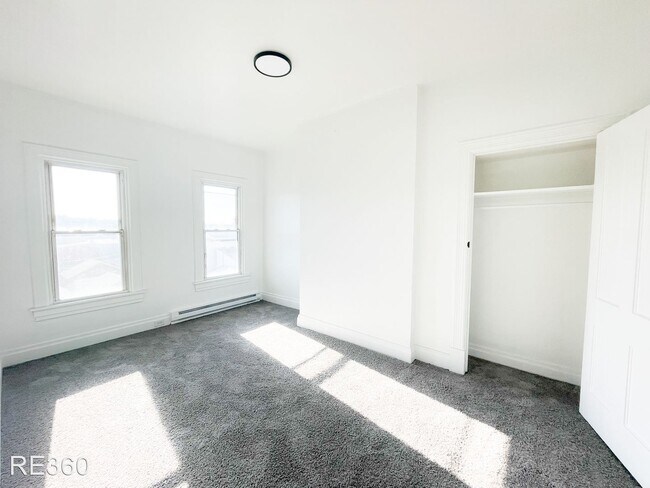 Building Photo - 3 br, 1 bath House - 710 Excelsior  Allentown