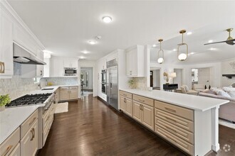Building Photo - 7903 Burgoyne Dr.