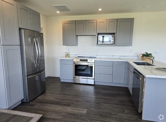 Building Photo - 12649 Oakglen Dr