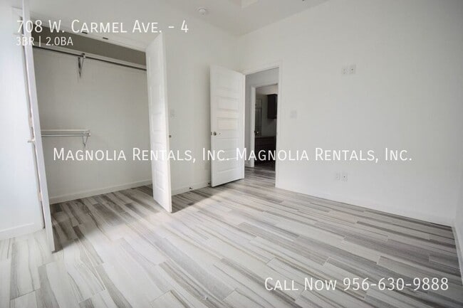 Building Photo - 708 W Carmel Ave