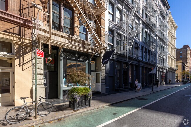 Building Photo - 123 Prince St