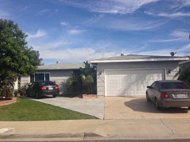 Primary Photo - 5325 E Falls View Dr