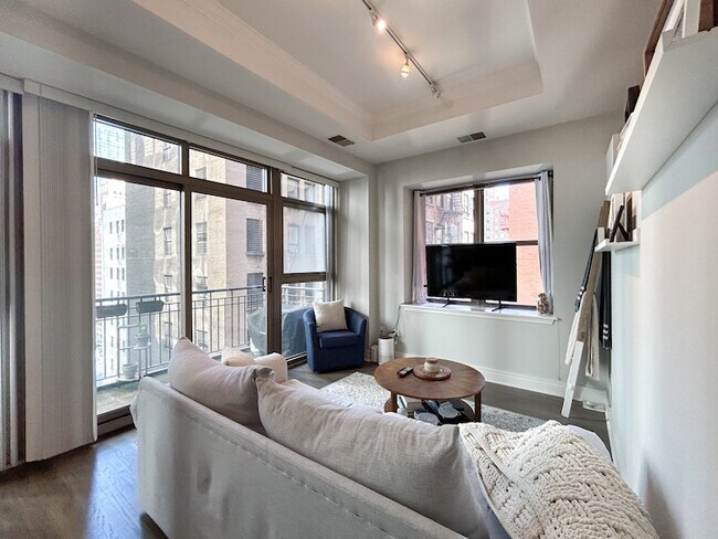 Foto del edificio - 212 W Washington St