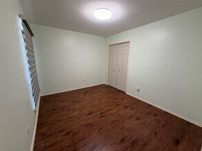Building Photo - 6602 Harbor Town Dr