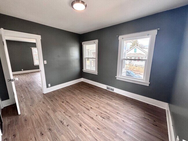 Building Photo - 4307 Binney St