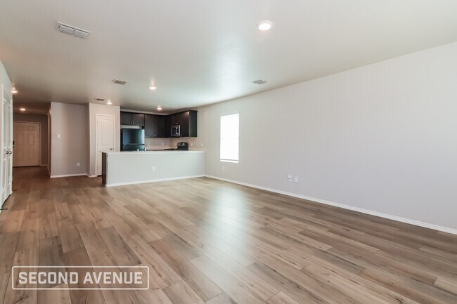 Foto del edificio - 5915 Nyquist Wy