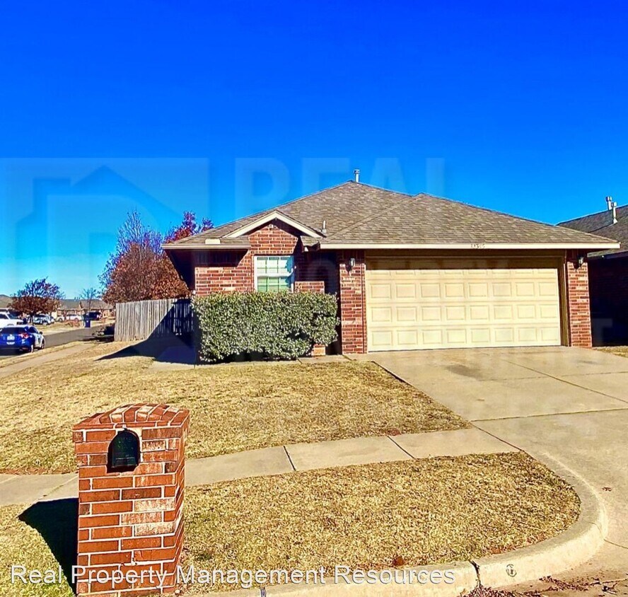 Primary Photo - 3 br, 2 bath House - 12345 SW 6th