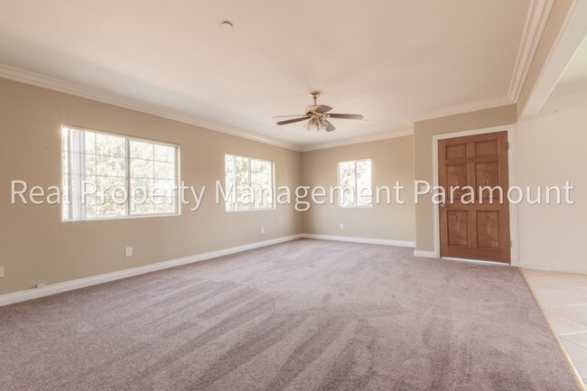 Building Photo - 3831 Wall St