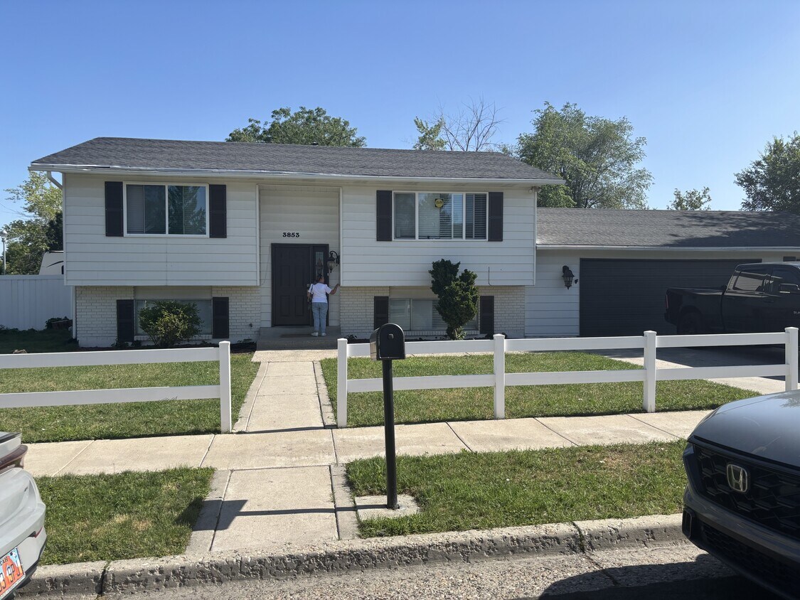 Photo - 3853 W 5820 S (Salt Lake City, UT)