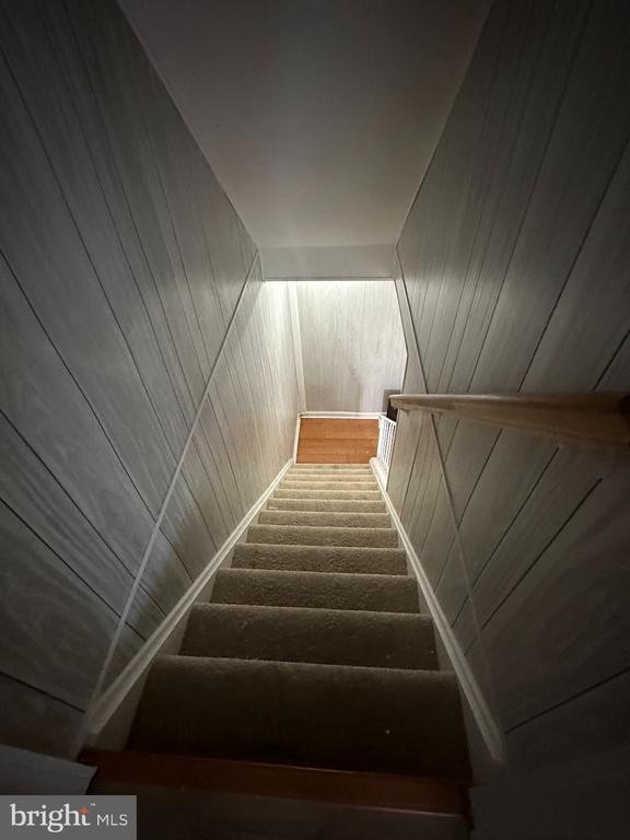 Foto del edificio - 15929 Dorset Rd