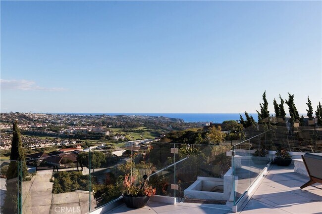 Building Photo - 32492 Azores Rd