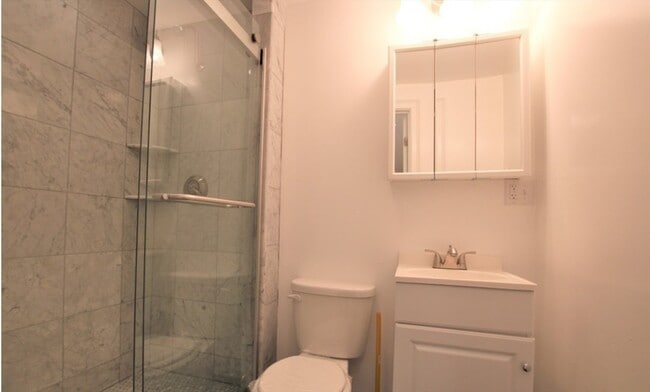 Foto del edificio - 270 Newbury St