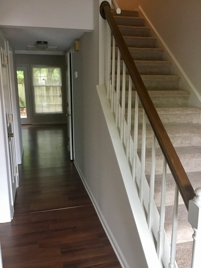 Photo - 815 Seabury Ct Townhome