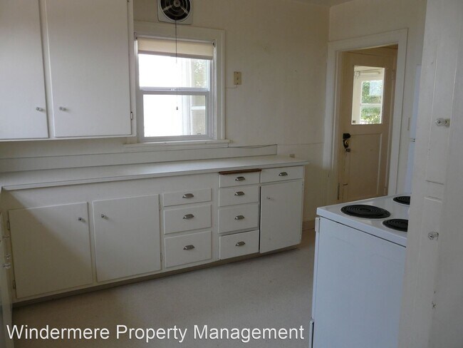 Foto del edificio - 4 br, 2 bath House - 908 17th St