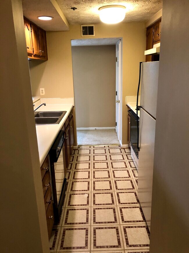 Foto del edificio - 601 Himes Ave