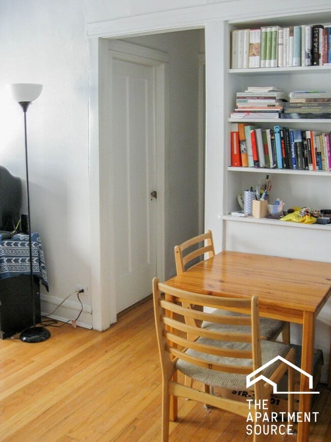 Photo - 514 W Cornelia Ave Apartment