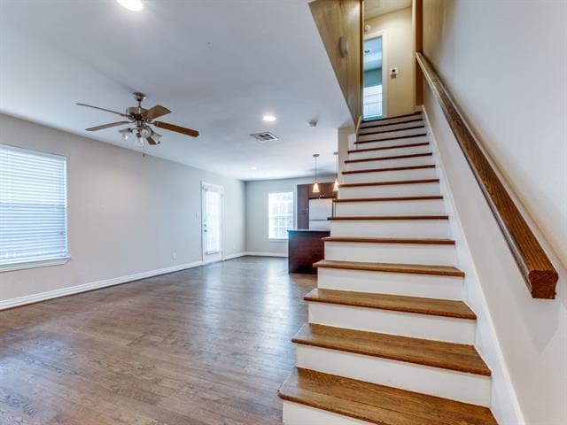 Building Photo - 4708 Bradford Dr