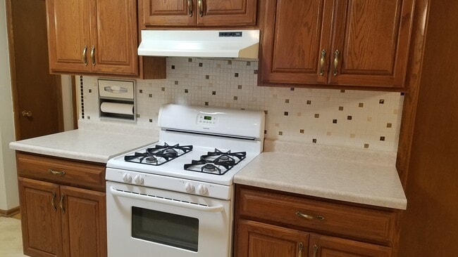 Foto del edificio - 5128 Maplewood Dr