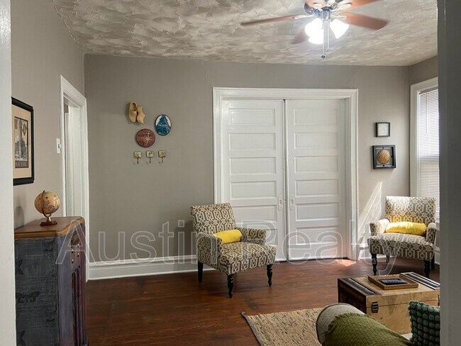 Building Photo - 4260 Castleman Ave