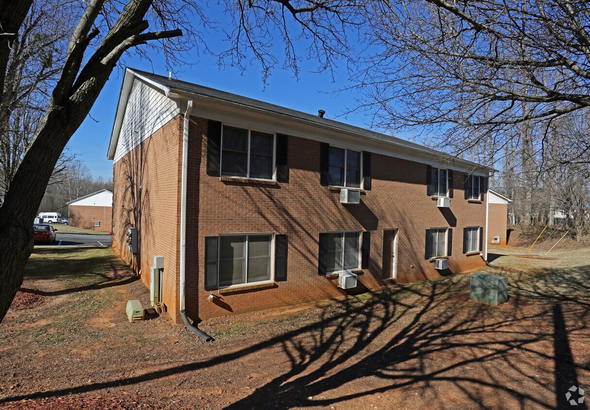 Shadow Creek Apartments Gastonia, NC